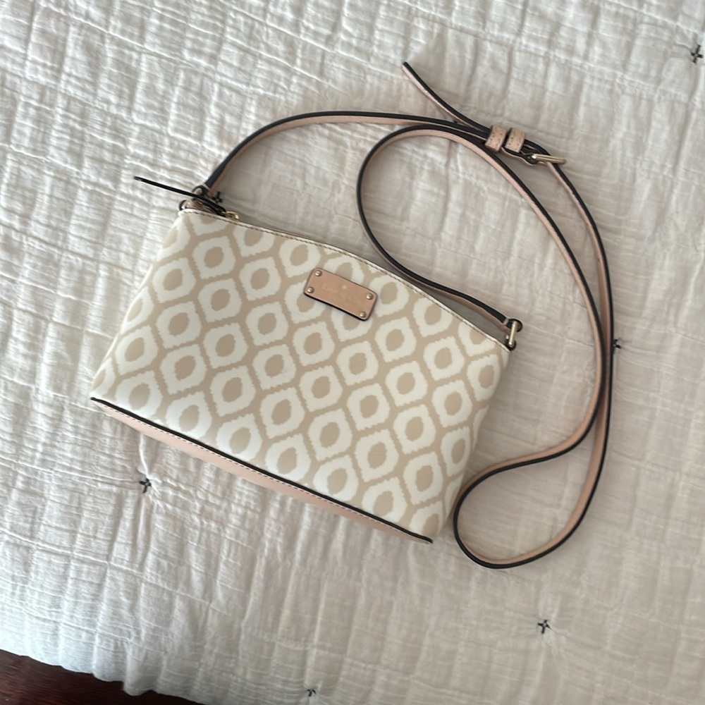 KATE SPADE New York Grove Street Millie Ikat Crossbody Bag in Cream / Cardamom - Picture 3 of 15